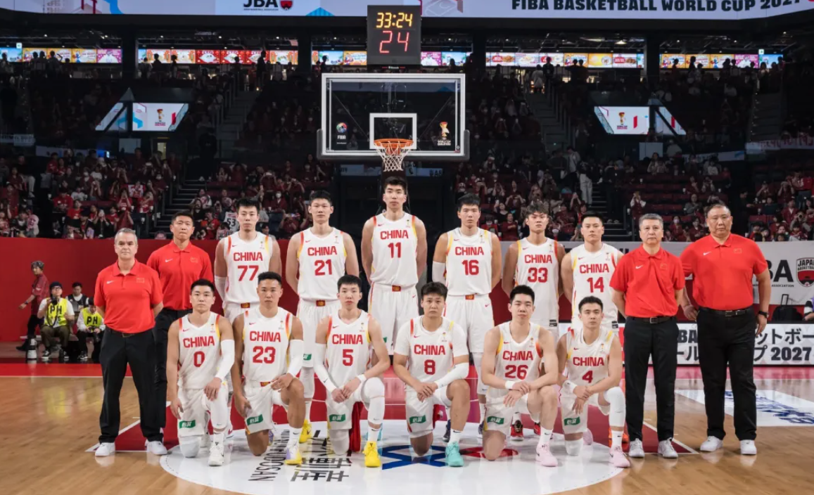 开云体育下载网址-12人名单保持不变！中国男篮再迎挑战，力求全胜！